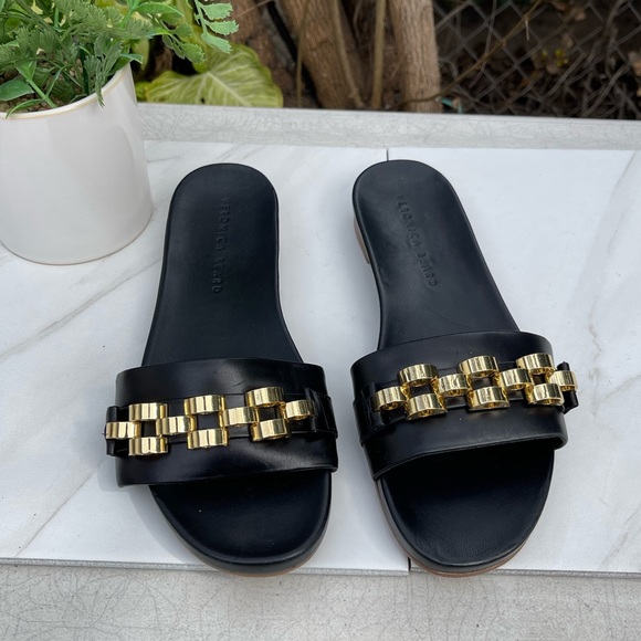 Veronica Beard ENI black Chain-Trimmed Leather Slides Gold hardware size 7 - Picture 3 of 14